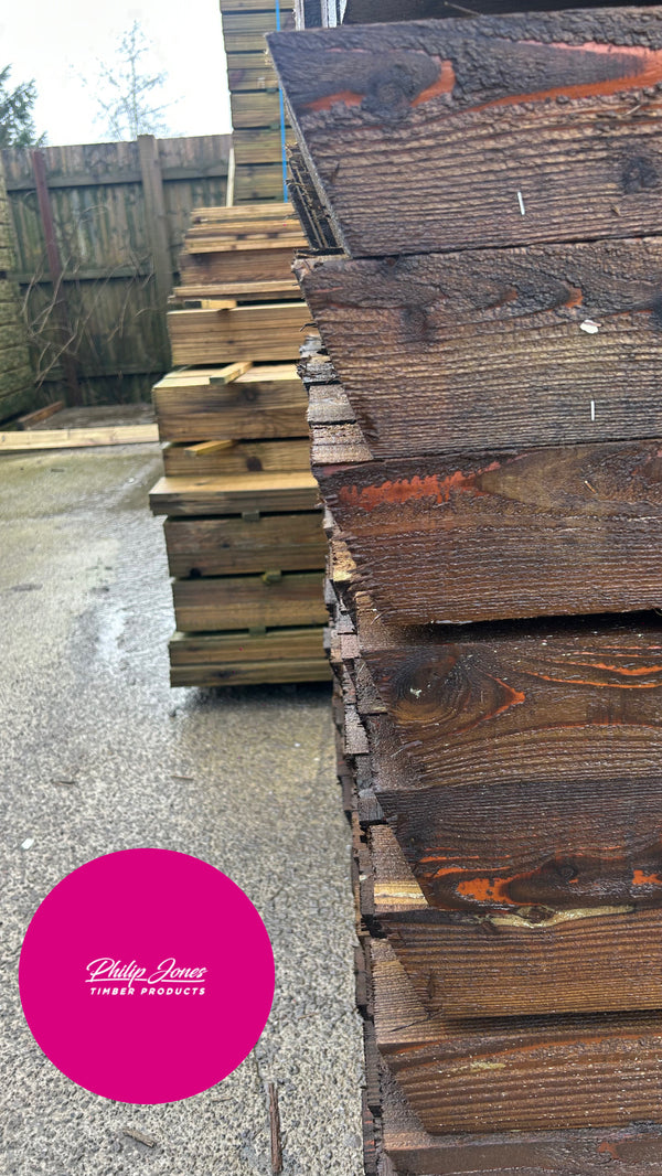 Timber Fence Post - 4x4 (100mm x 100mm) 1 WAY WEATHER TOP  2400mm