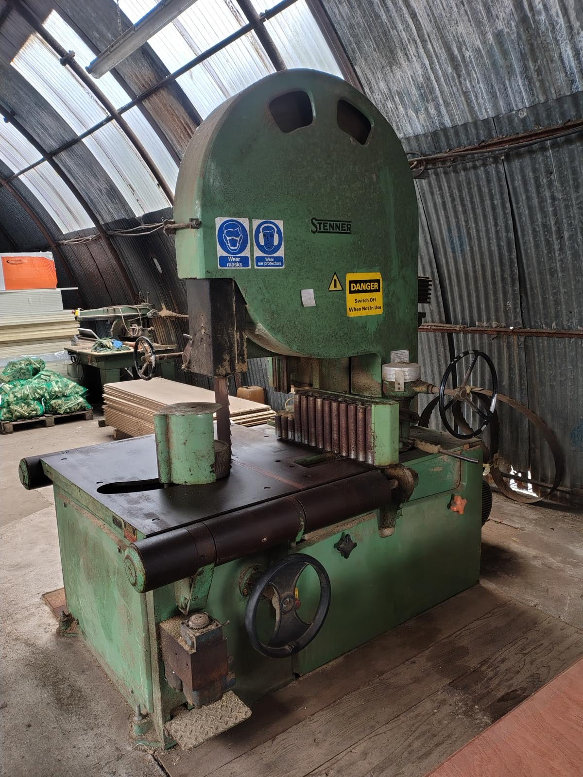 Stenner 105 Band Saw