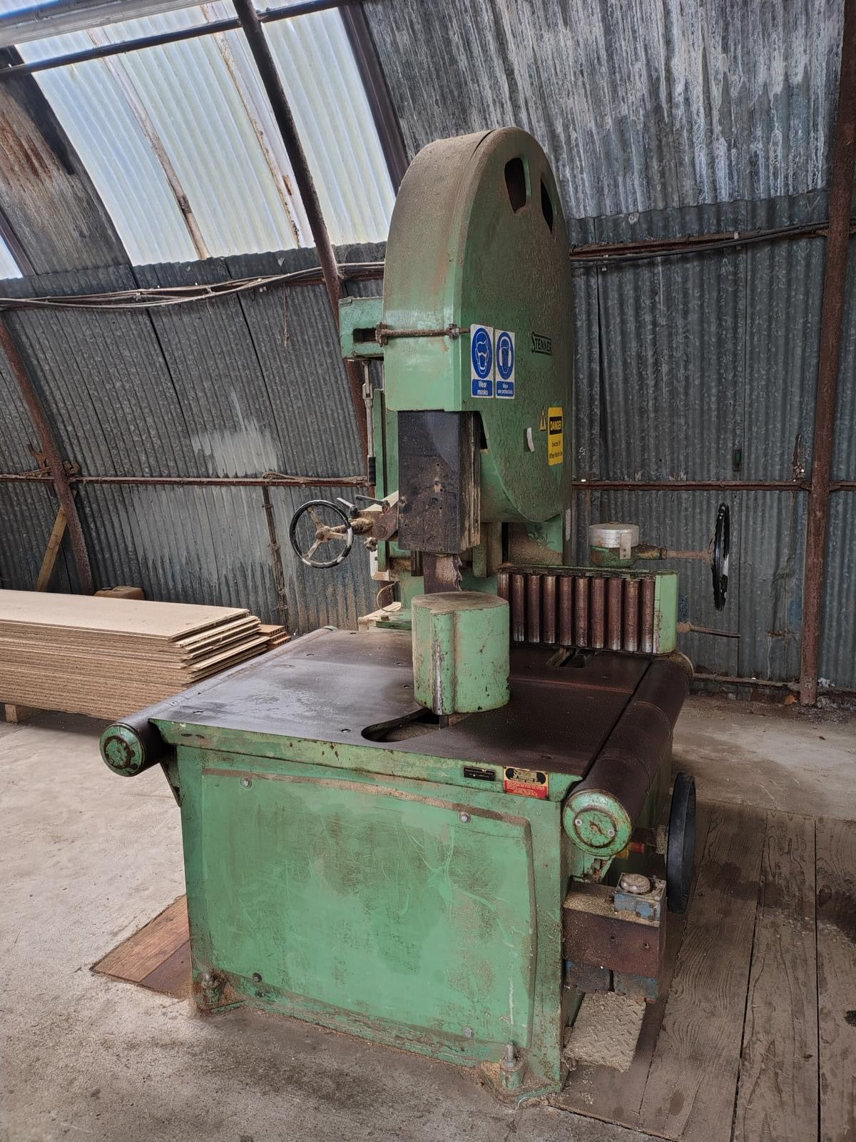 Stenner 105 Band Saw
