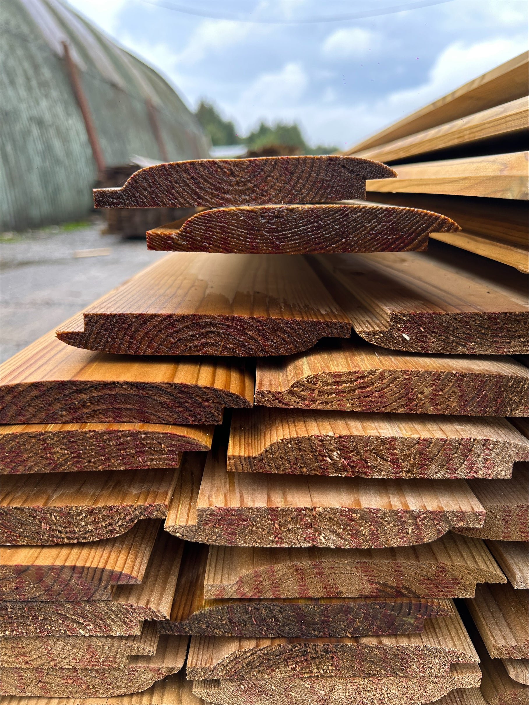 External Log Cladding 22x125x4800 (19mm finish) Log Lap Cladding Rebated – Philip Jones ...