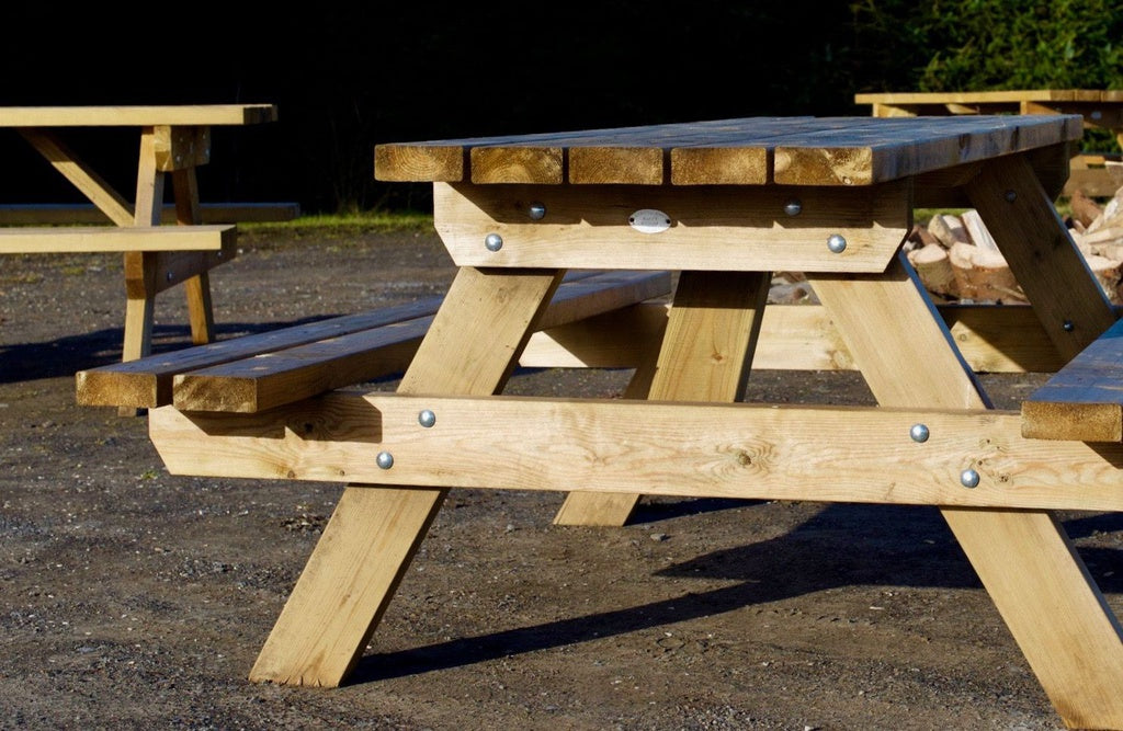 Garden Picnic/Pub Bench Table 6ft x 5ft